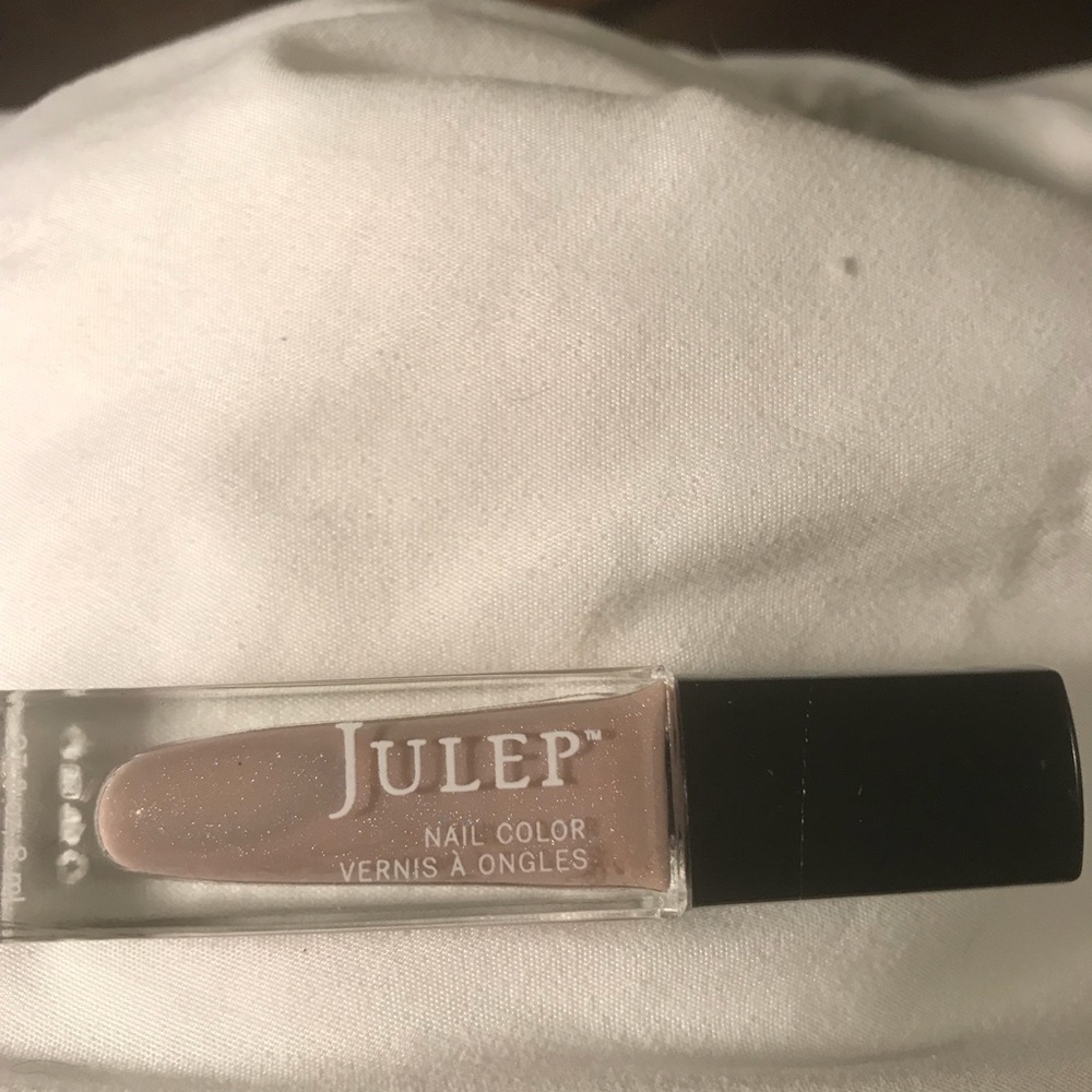 Julep full size Carrie Ann Classic with Twist